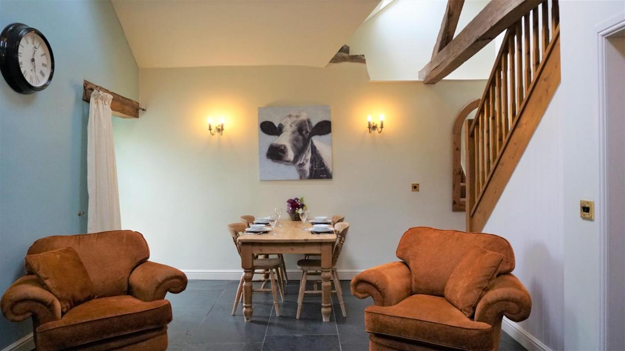 Sheep Dip Cottage - 5* Cyfie Farm, With Log Burner And Private Hot Tub Llanfyllin Exteriér fotografie