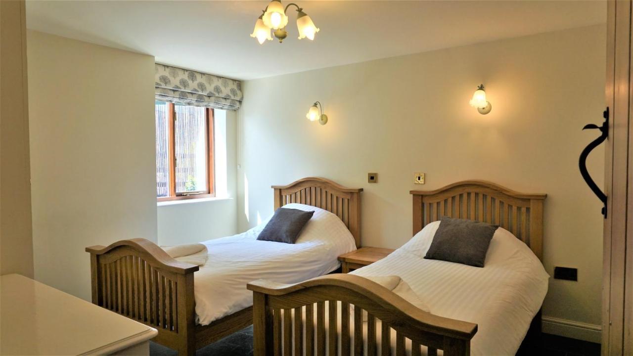 Sheep Dip Cottage - 5* Cyfie Farm, With Log Burner And Private Hot Tub Llanfyllin Exteriér fotografie